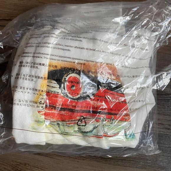 Forever 21 sz L white retro‎ graphic cropped shirt NWT - Picture 6 of 7